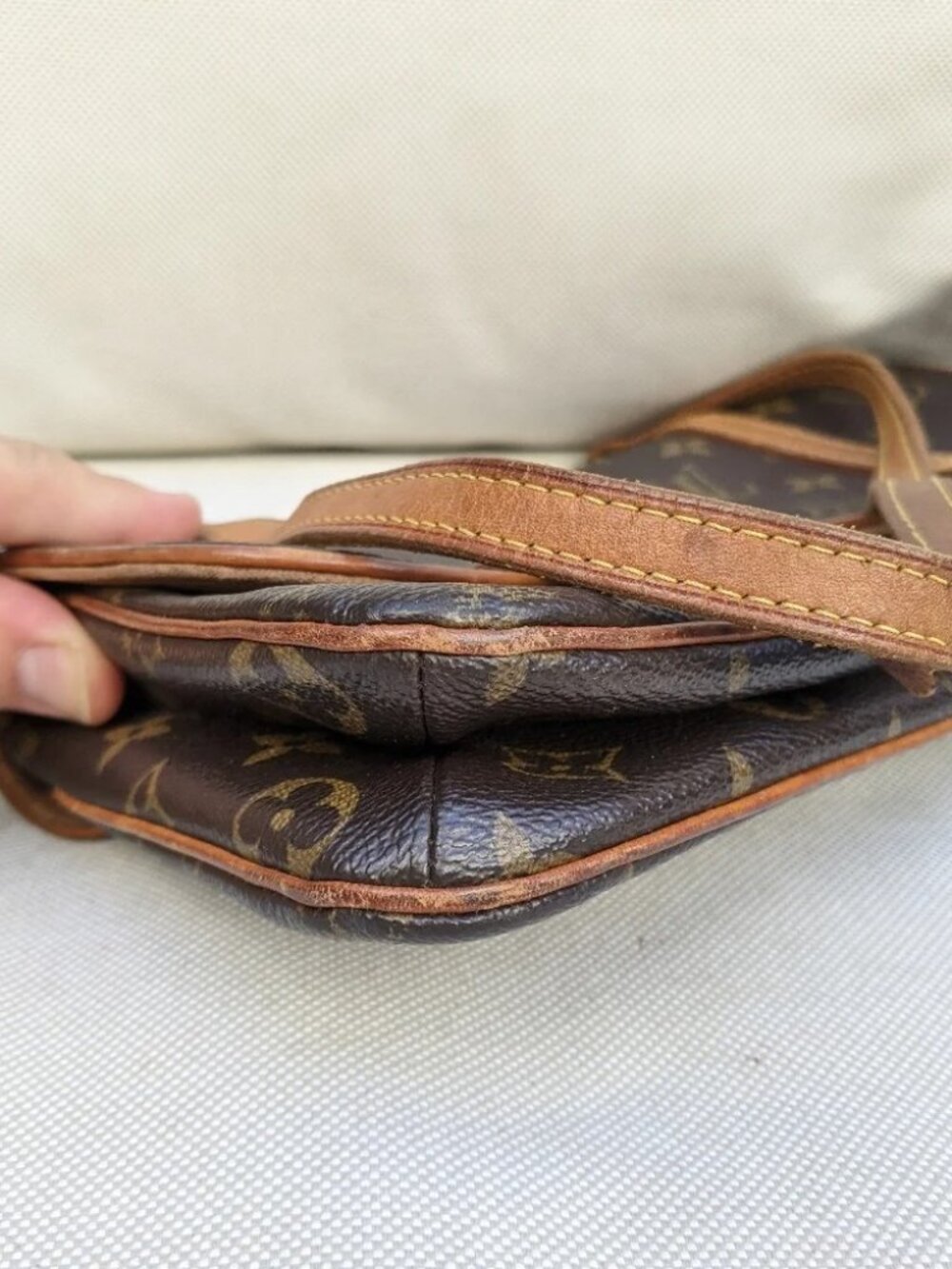 Louis Vuitton Shoulder Bag Murrell - Picture 4 of 16